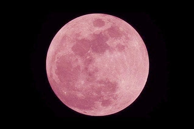Une Superlune Rose Prevue Pour La Nuit Du 26 Avril