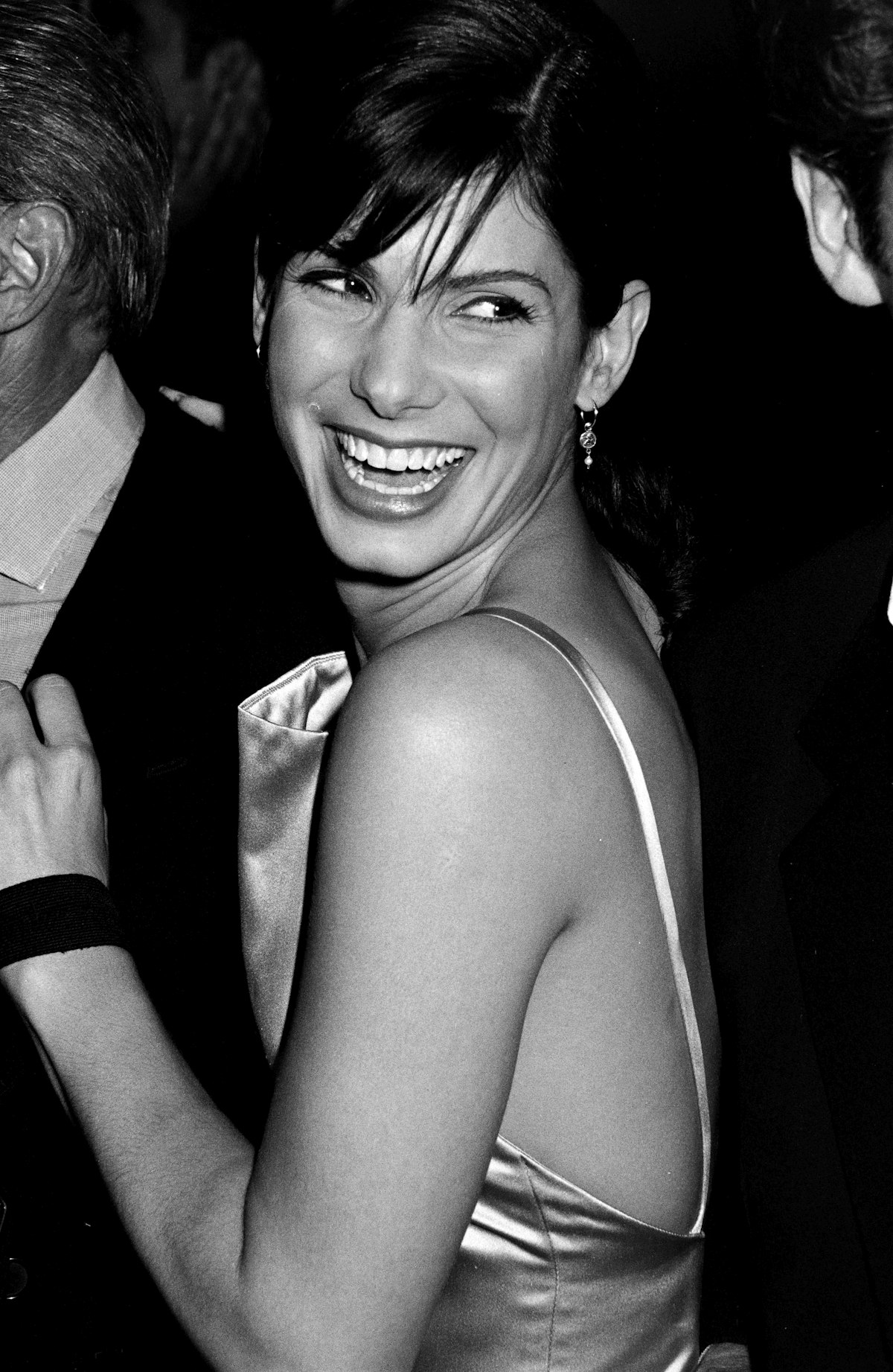 Plongez dans le passé avec ces photos vintage de Sandra Bullock jeune
