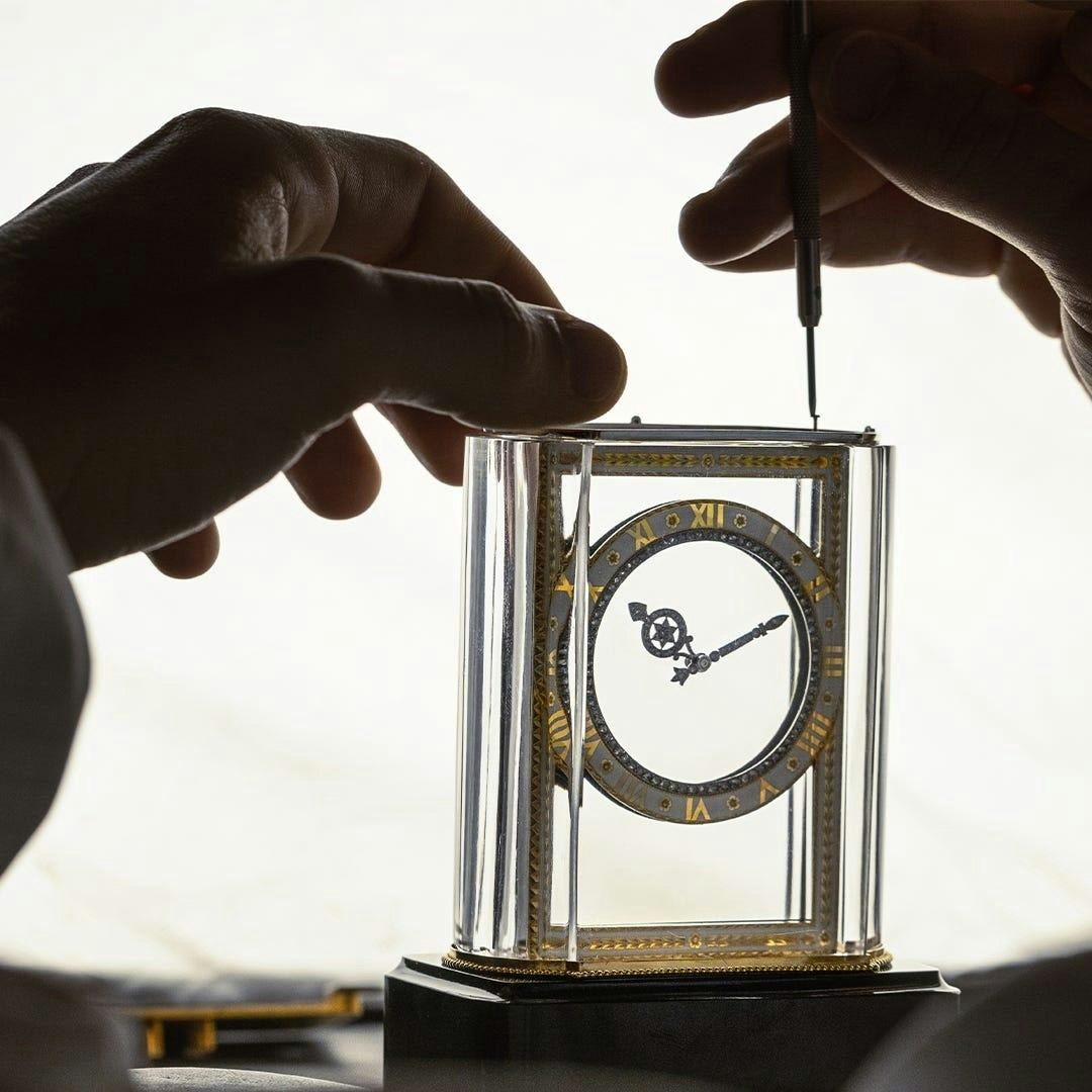 Le Prix Cartier Talents Horlogers de Demain revient pour une 28e édition - lofficiel.com