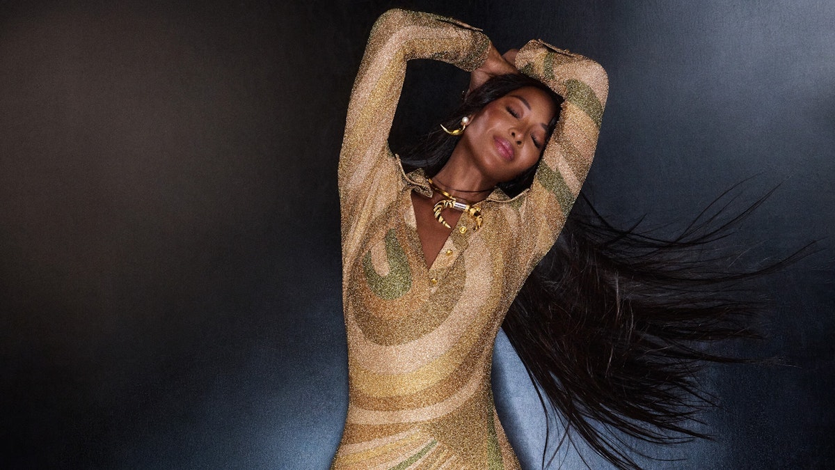 Naomi Campbell Incarne La Liberté Absolue Dans “Passepartout” De Pu...