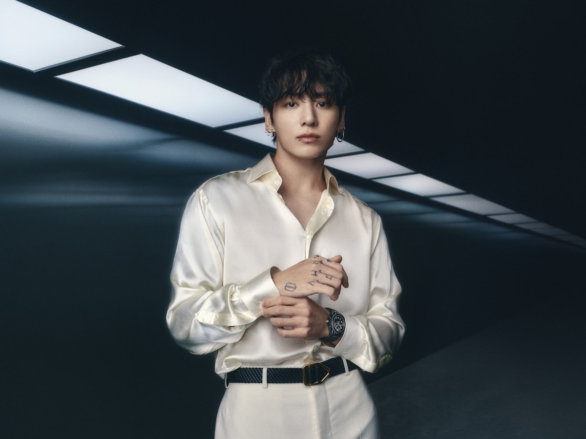 Jung Kook rejoint Hublot, l’horlogerie à l’unisson de la pop - .lofficiel.com