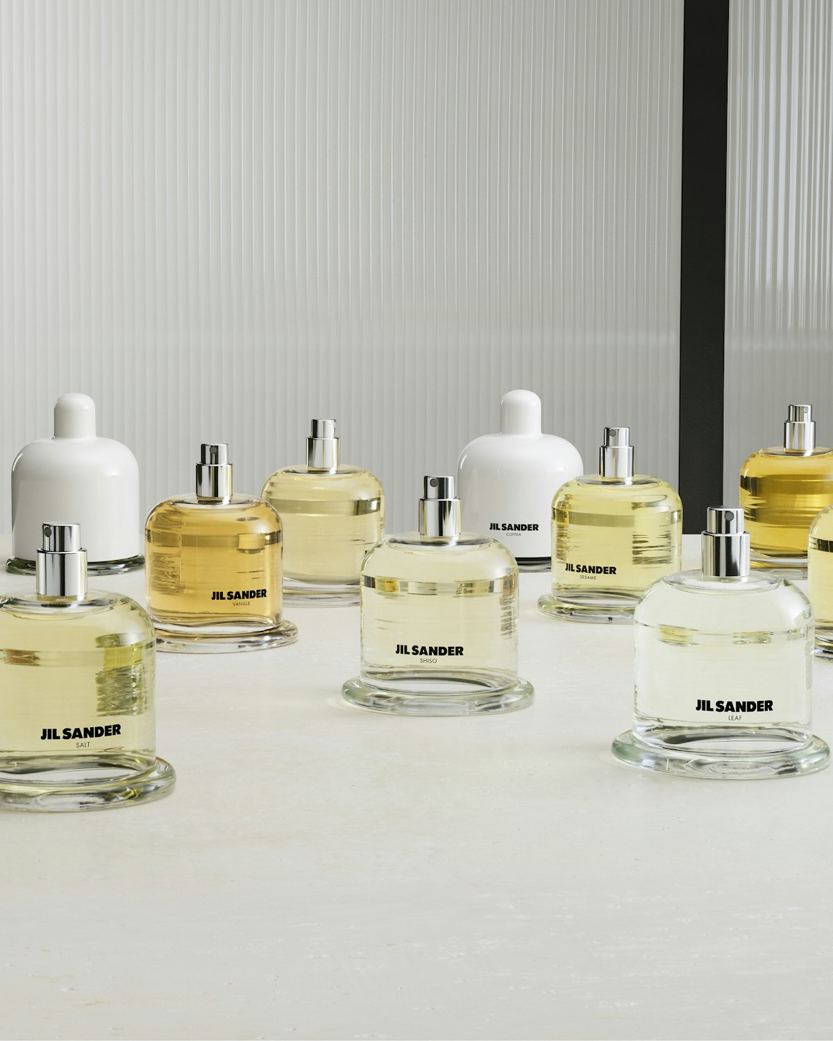 Six nouveaux parfums, une même idée de la simplicité selon Jil Sander