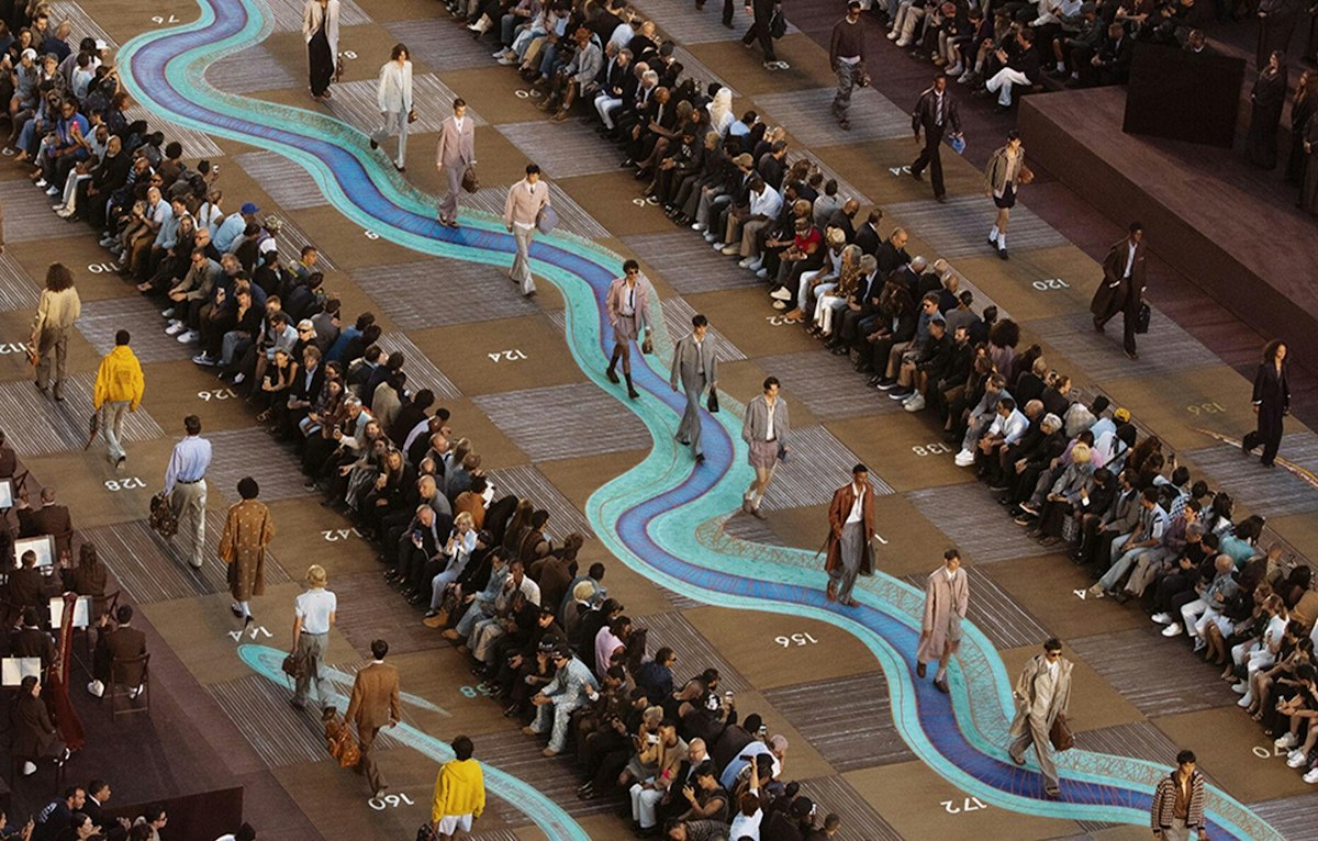 De Marc Jacobs à Pharrell Williams, l’épopée Louis Vuitton Homme racontée