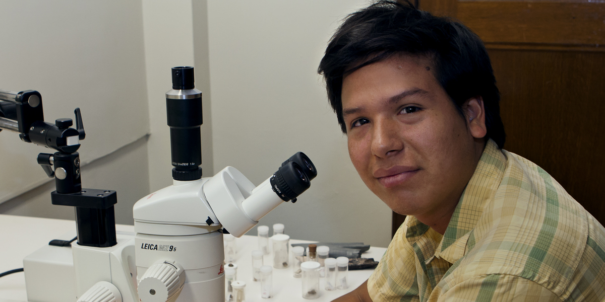 2012 REU Intern Franco Gallastegui