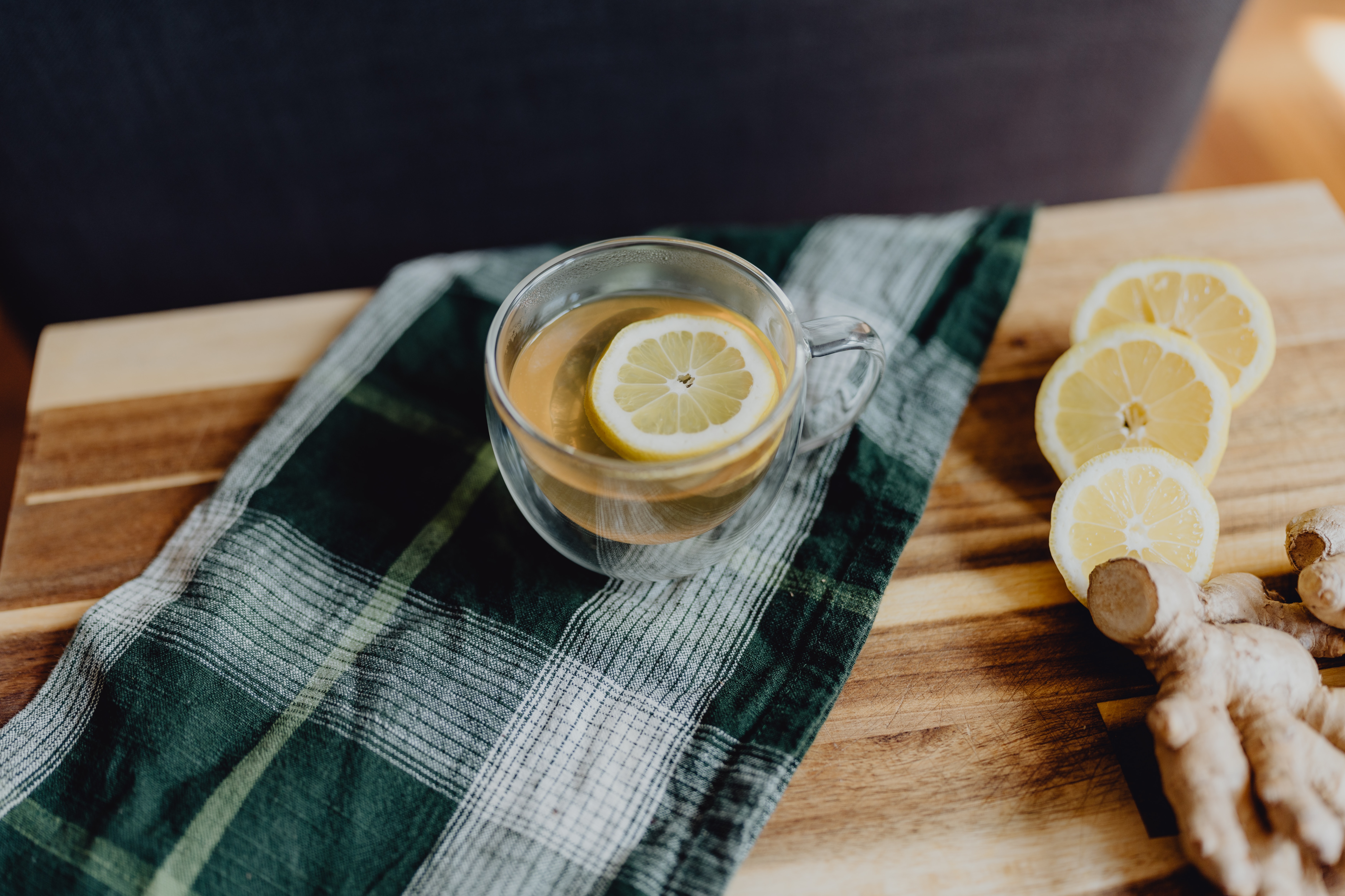 Lemon Ginger Tea by Kelly Sikkema on Unsplash