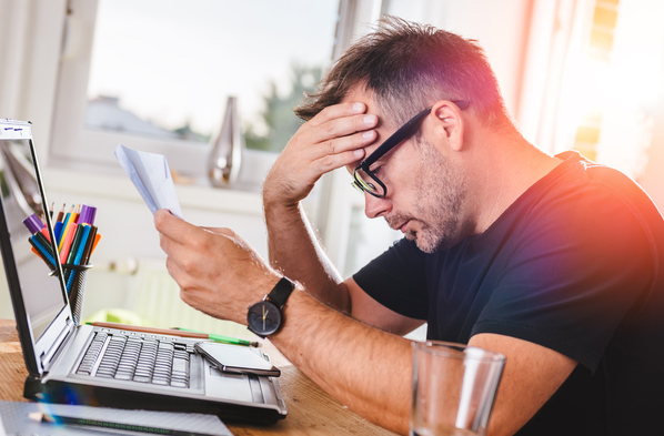 4 ways to reduce financial stress Image