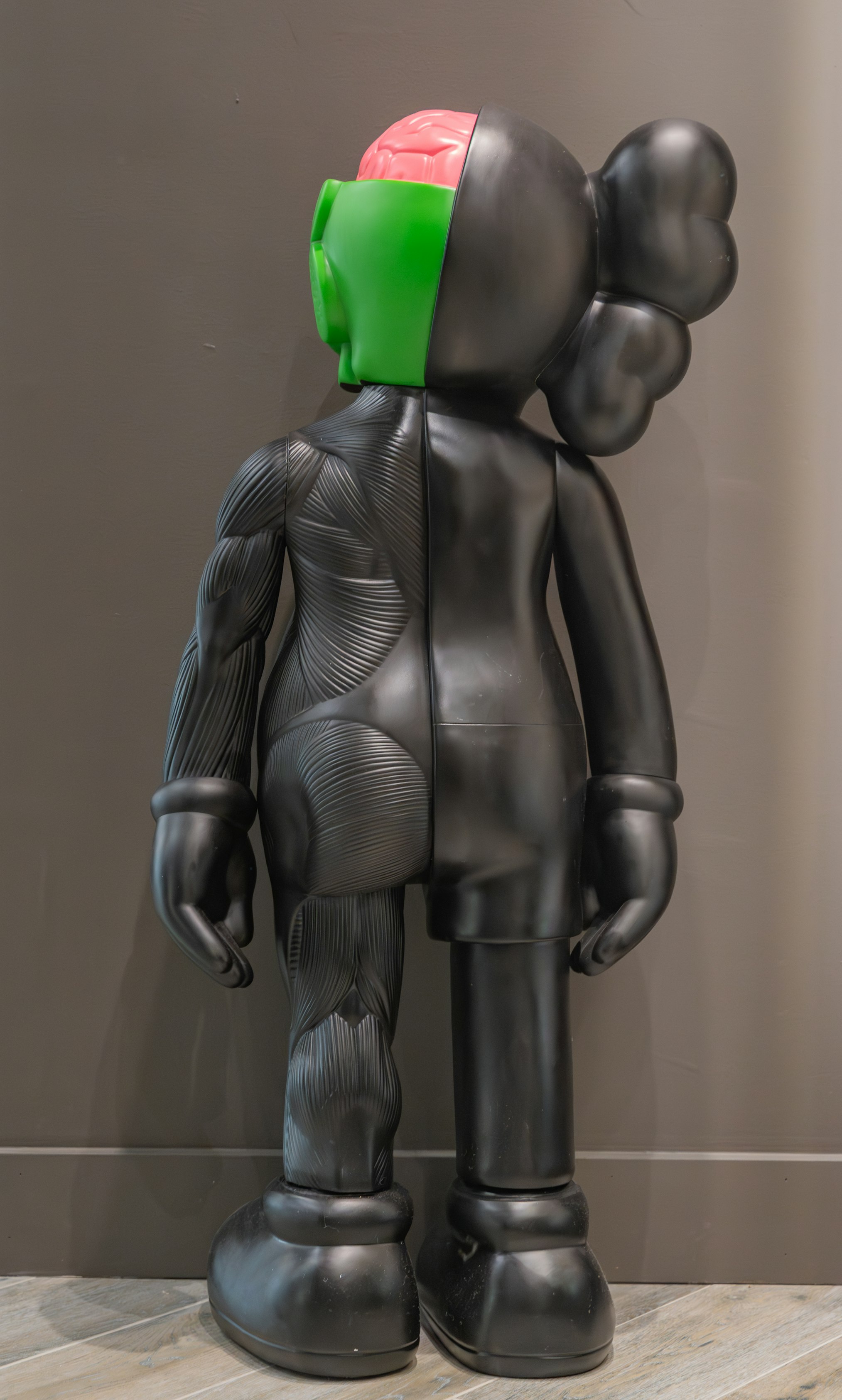 KAWS 4 FT COMPANION