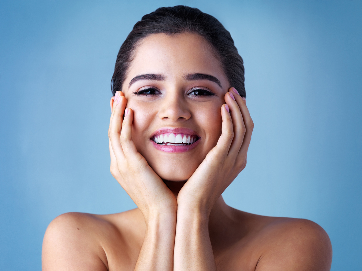 Laser Cliniqúe Blog | How Juvéderm Voluma® Can Restore Volume in the Temples for a Youthful Look