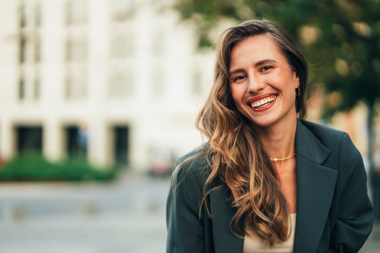 Laser Cliniqúe Blog | The Science Behind BOTOX® for Platysmal Bands: How Does It Work?