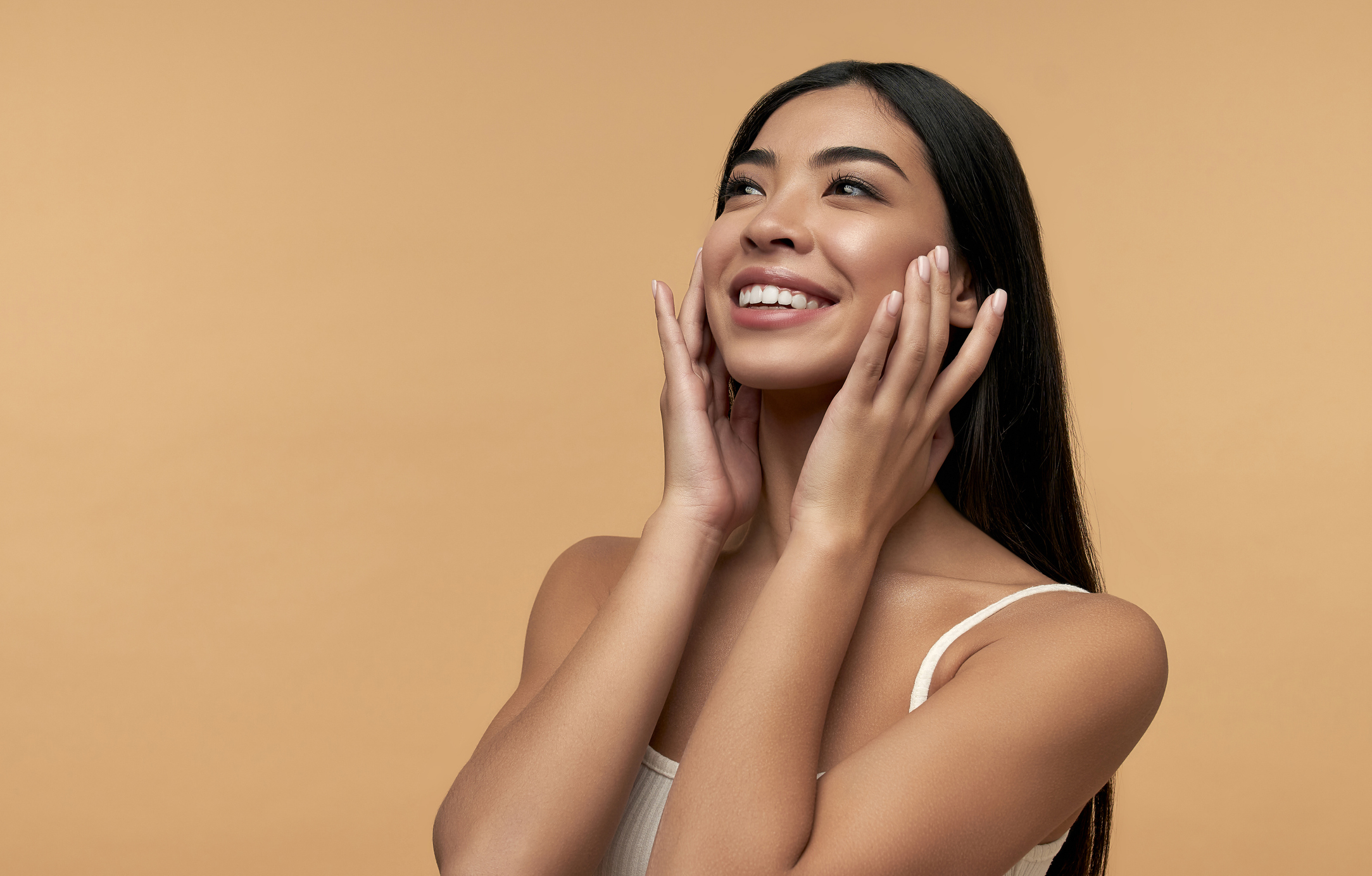 Laser Cliniqúe Blog | XERF vs Ultherapy: Choosing the Best Non-Surgical Lift and Skin Tightening Treatment