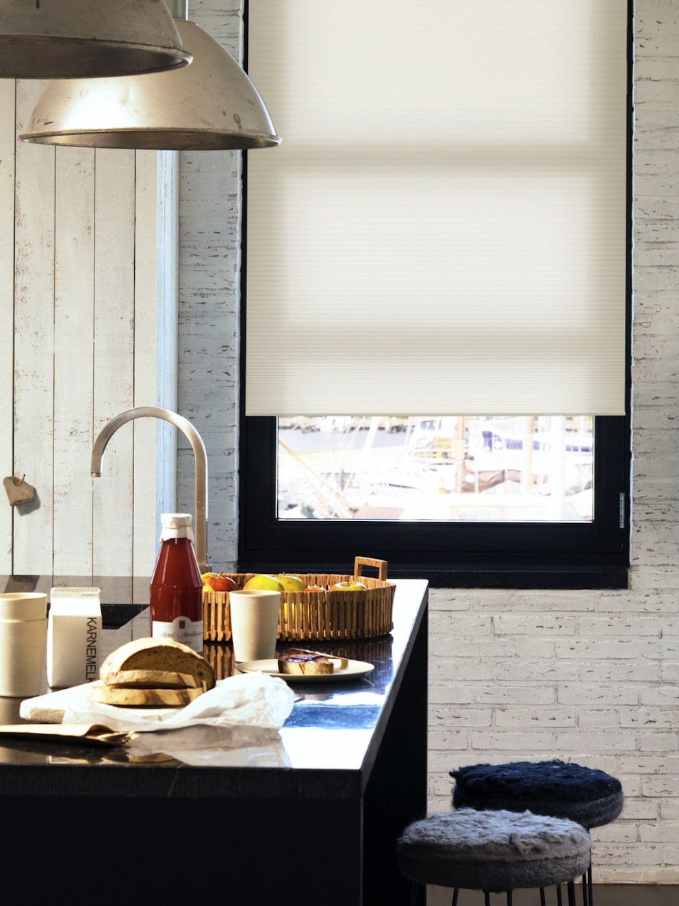 Pleated blinds