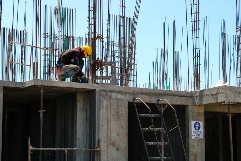 assurance construction