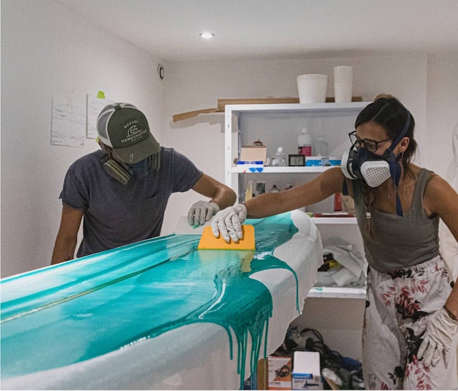 Garage Handshaping Garage Handshaping