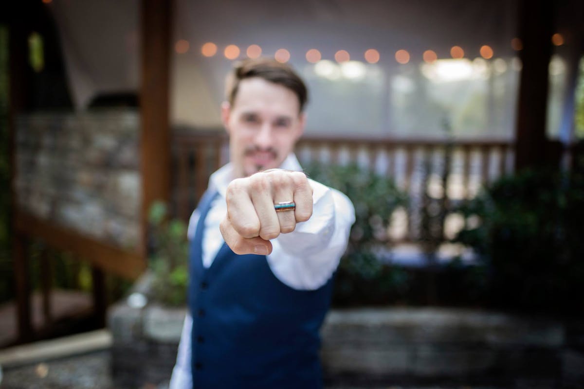 How this husband and wife team built the world’s easiest solution for buying unique and affordable wedding rings cover image