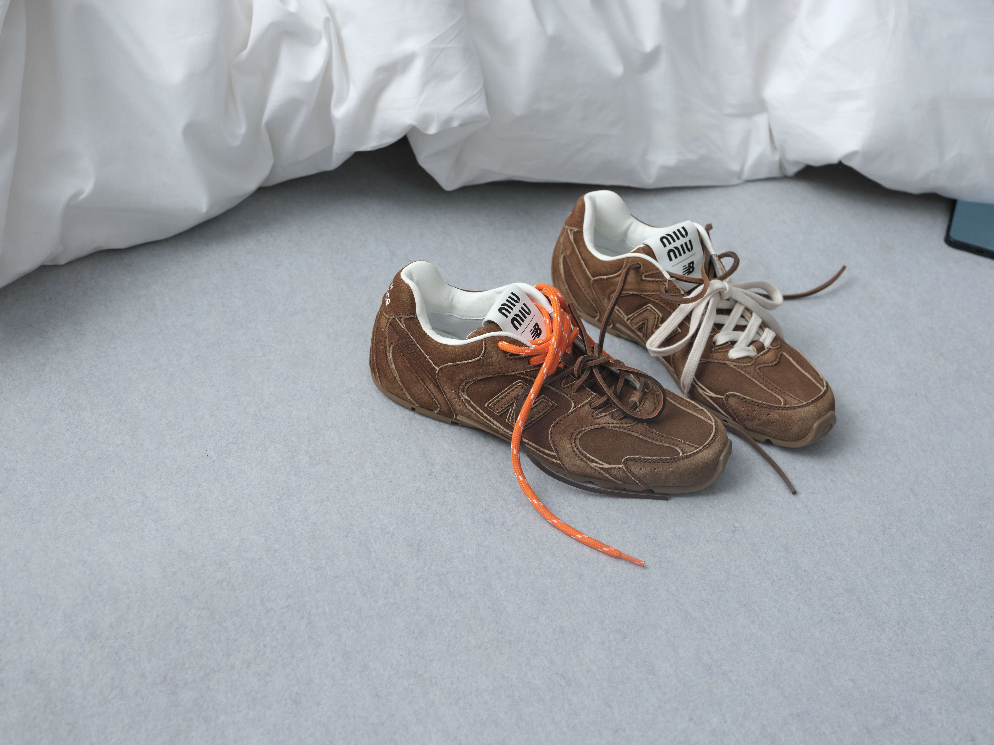 miumiumiumiu Miu Miu x New Balance: clásico reinventado
