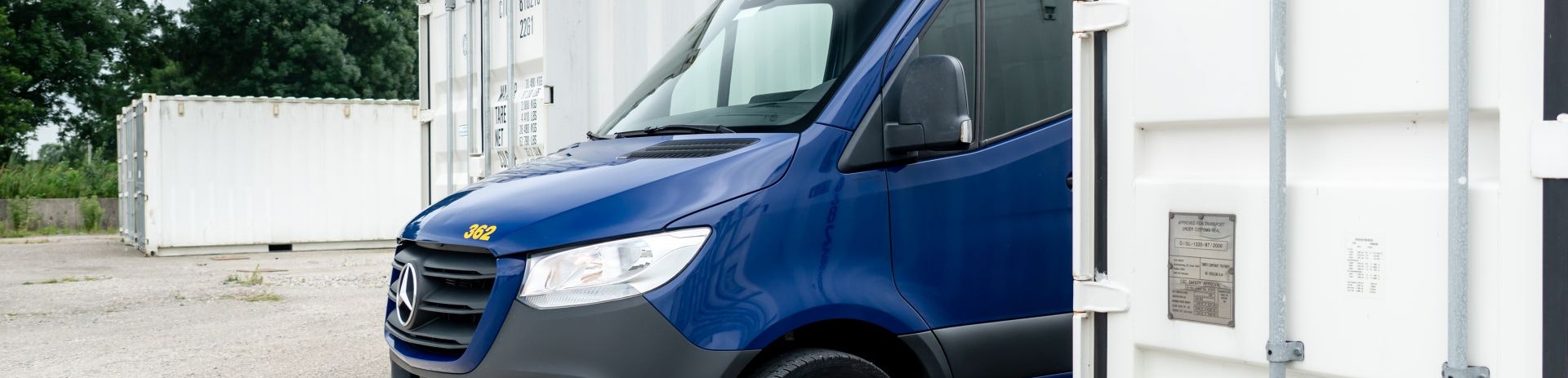 Mercedes Sprinter achter box