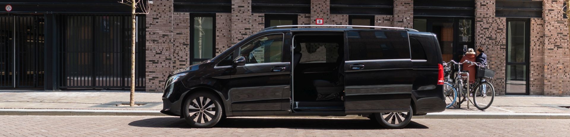 Mercedes V-Klasse, te huur bij Diks Autoverhuur