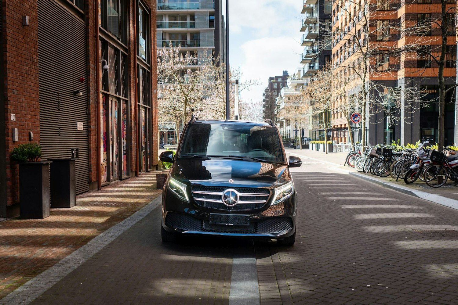 Mercedes V-Class in a street in Amsterdam South