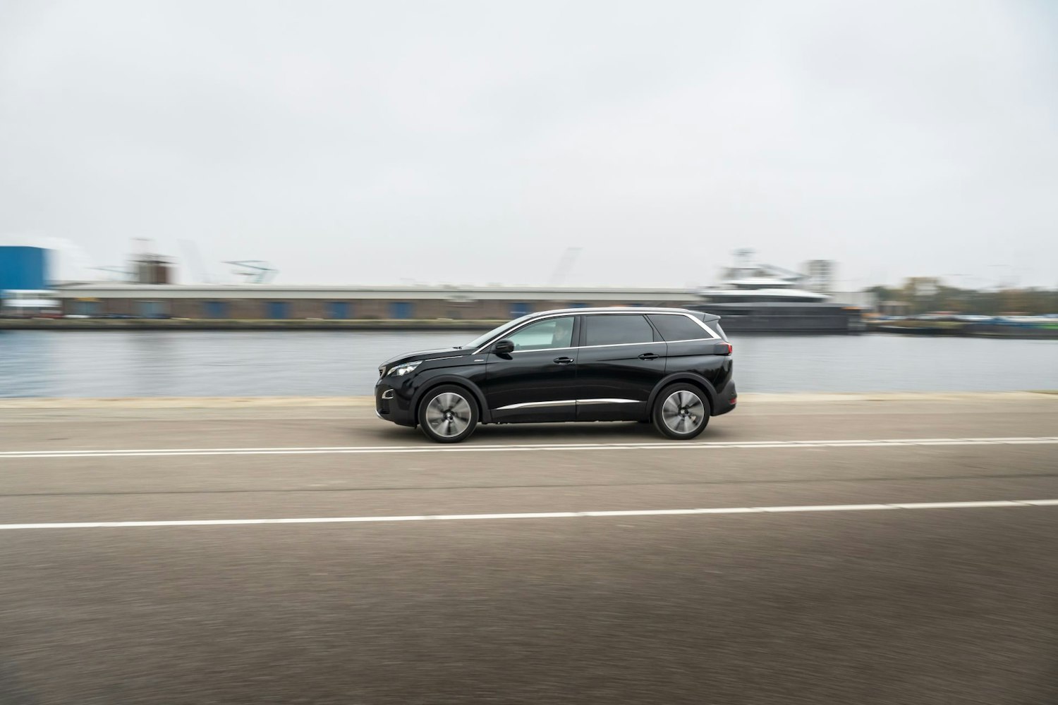 7 persoons auto huren