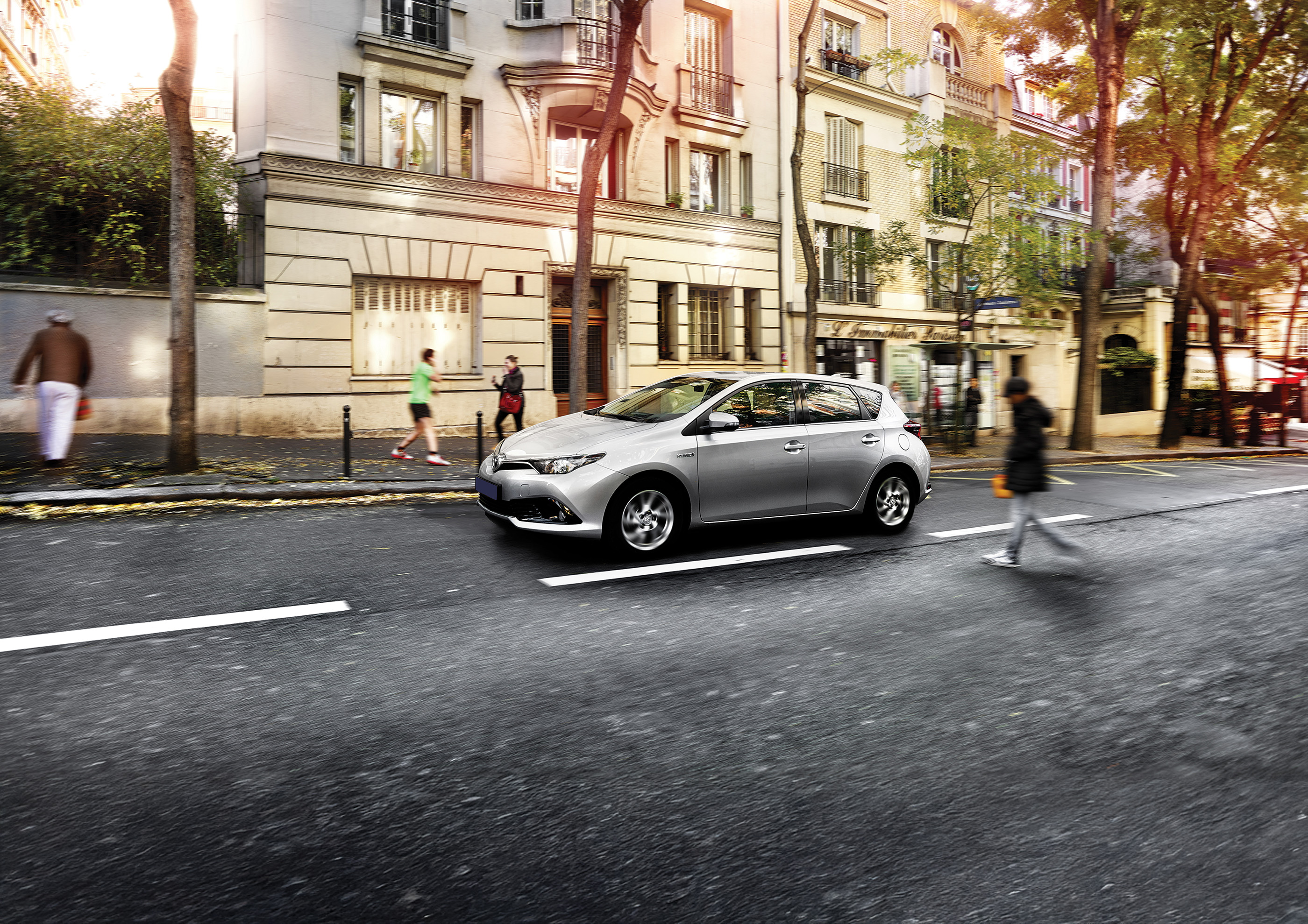 DIKS personenauto in Parijs