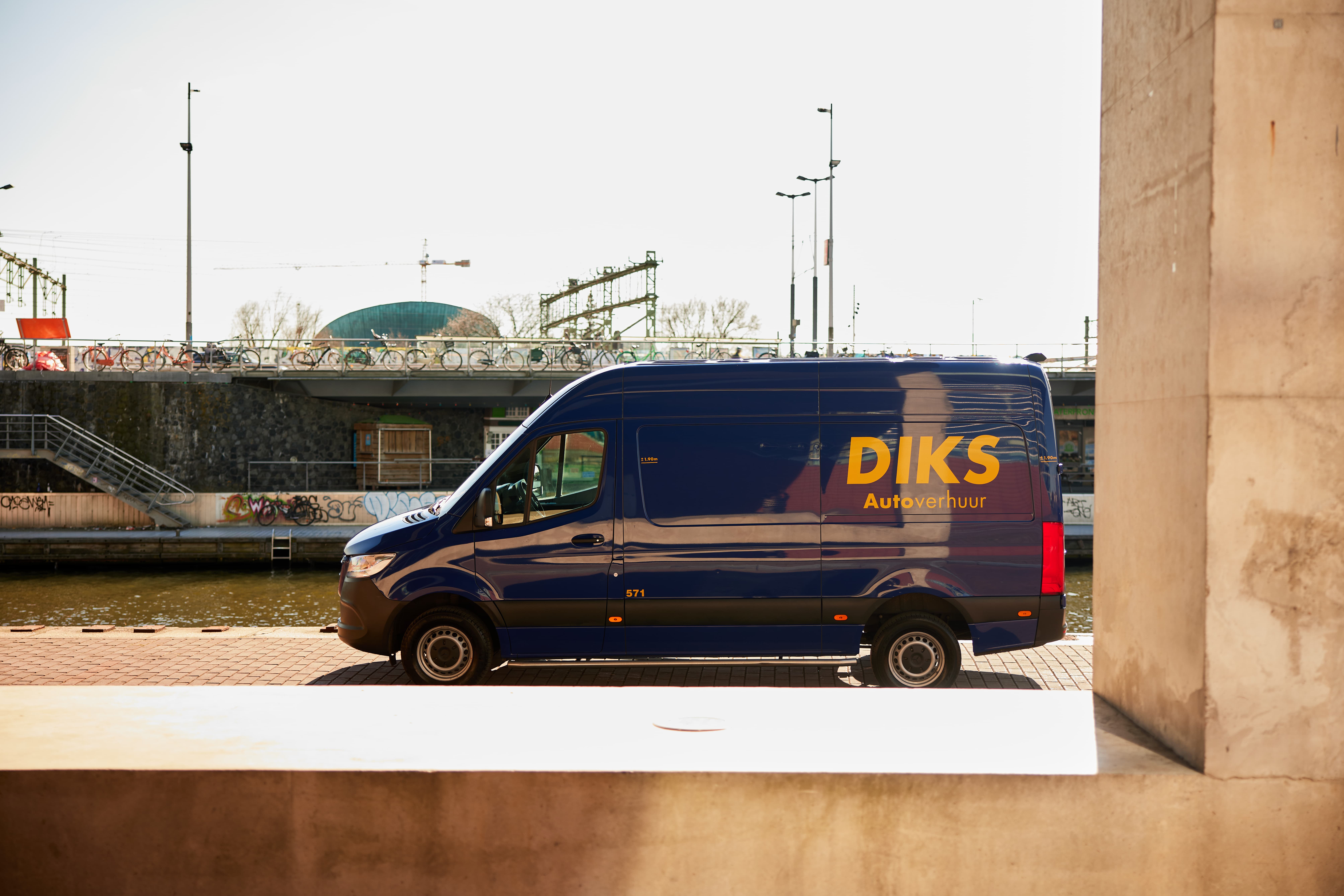 DIKS verhuisbus