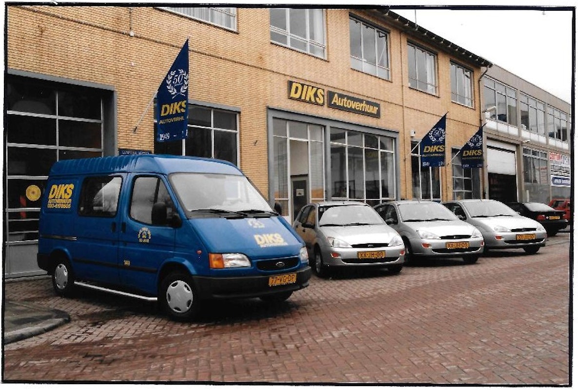 50 years DIKS