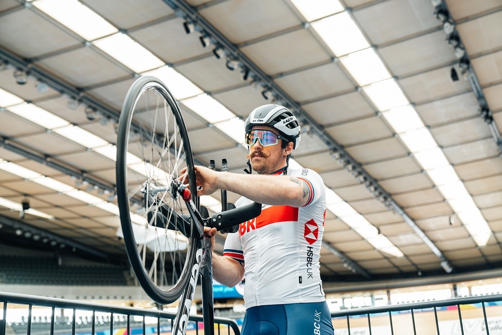 "When it's all over I want to leave a legacy, I want for someone to say they saw me compete and I inspired them to get on a bike and start racing." Photos: @maxmontgom