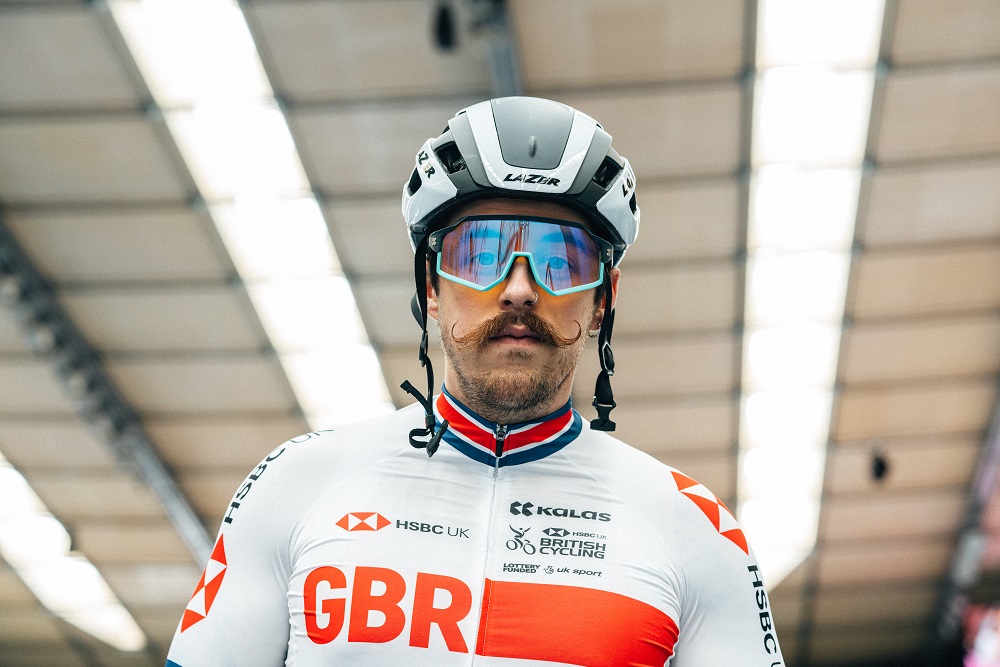 "When it's all over I want to leave a legacy, I want for someone to say they saw me compete and I inspired them to get on a bike and start racing." Photos: @maxmontgom