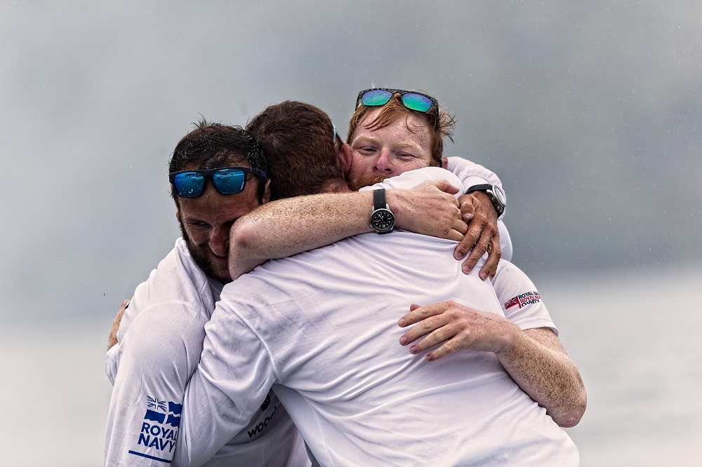 "Alone on the Atlantic ocean, relying on yourself and trusting your own training, your kit and your team is all you have left." Photo: Alligin Photography