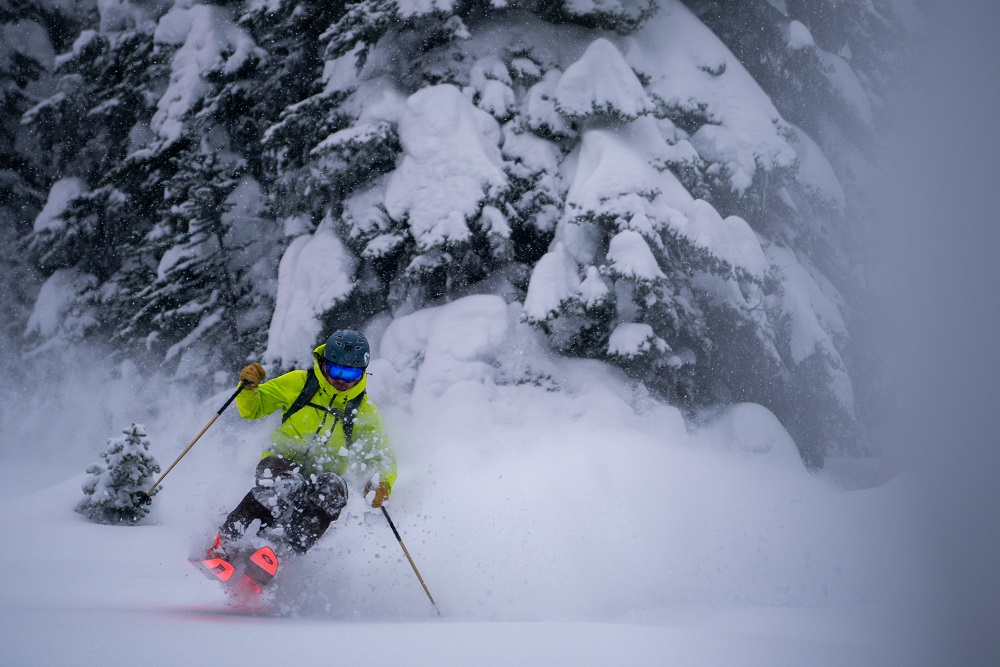 There are increasing amounts of ways we can reduce our carbon footprint when indulging in our winter adventures...