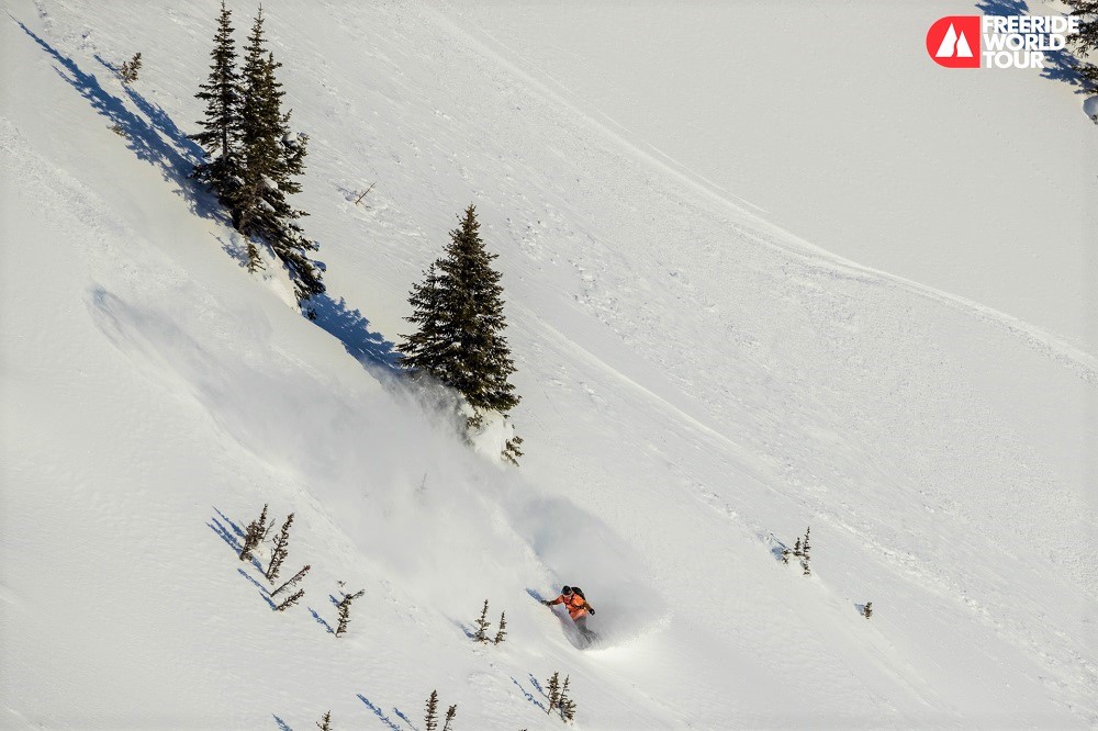 SunGod rider Michaela Davis-Meehan makes the most of the conditions early on in the day.