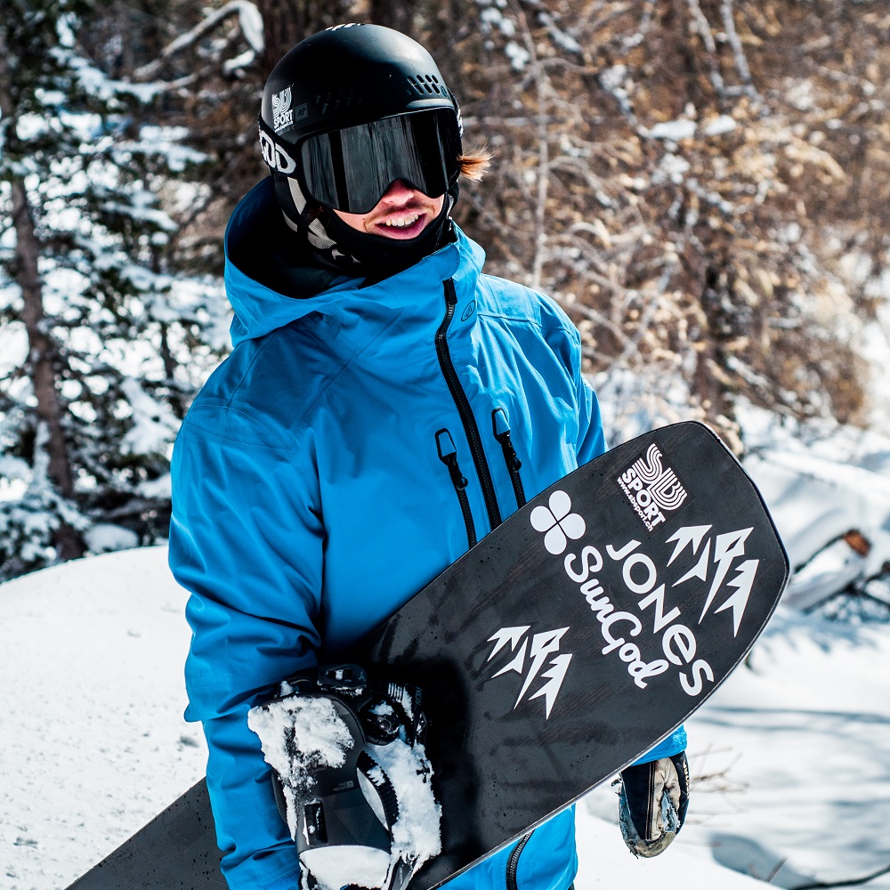 Rémi is about to embark on his first season on the FWQ tour and we're stoked to see how he progresses.