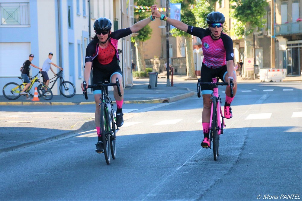 "We want to get people questioning why women don't have the same opportunities as men in the cycling world."  Photo: Mona Pantel