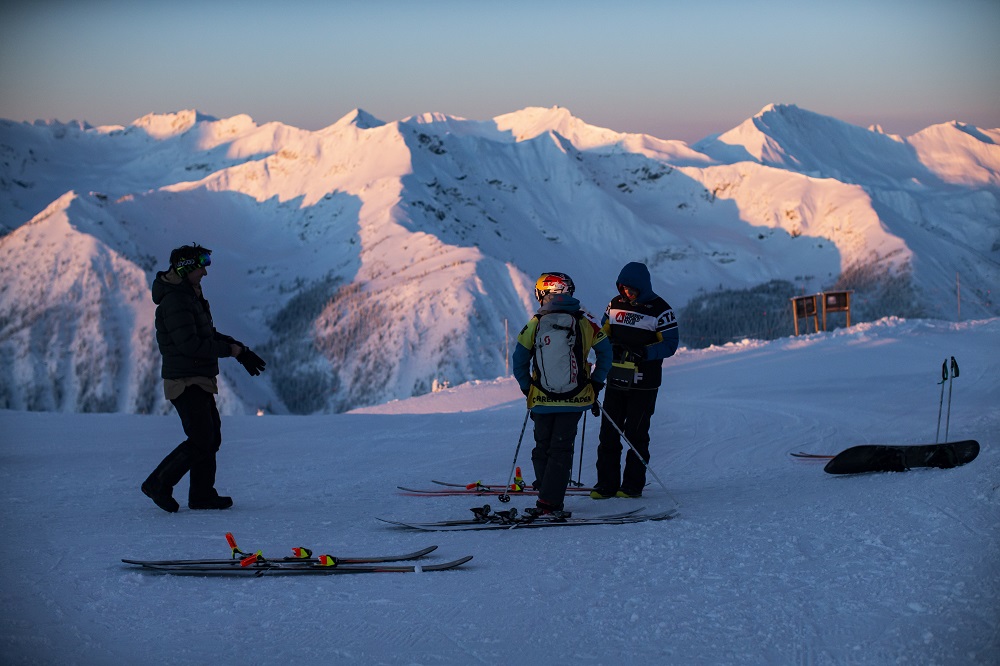 Kicking Horse’s “Ozone” yielded epic conditions for the riders in the second stage of the FWT 2019 Photo: D.Daher