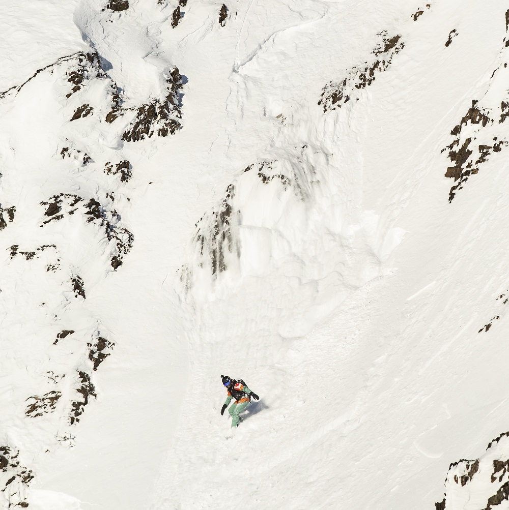 SunGod Ambassador, Niki Kelly makes the most of her run on her home mountain Photo: D.Daher