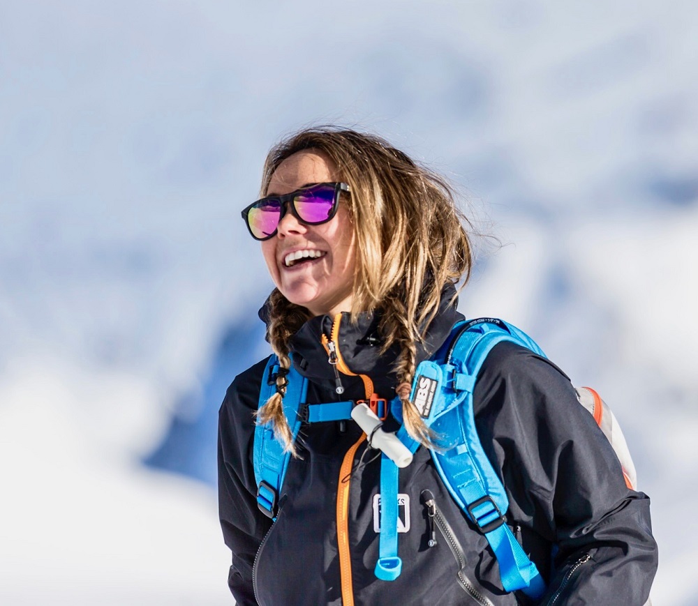 "I'm doing what I love in such an awesome location." Frankie is a full time physio based in Chamonix.