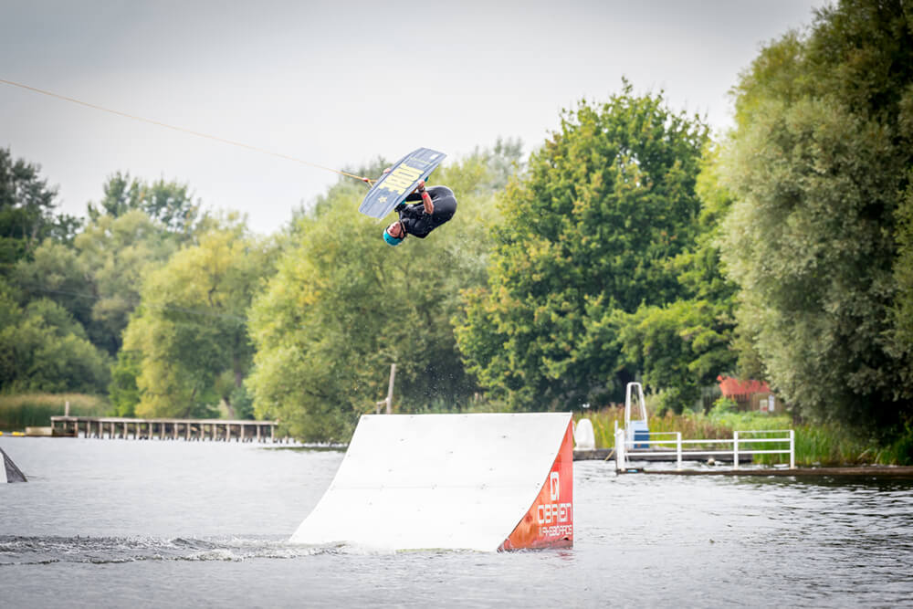 Matty gets inverted whilst training this Summer Photo: Jon Shrimpton | Mantis Pro Media