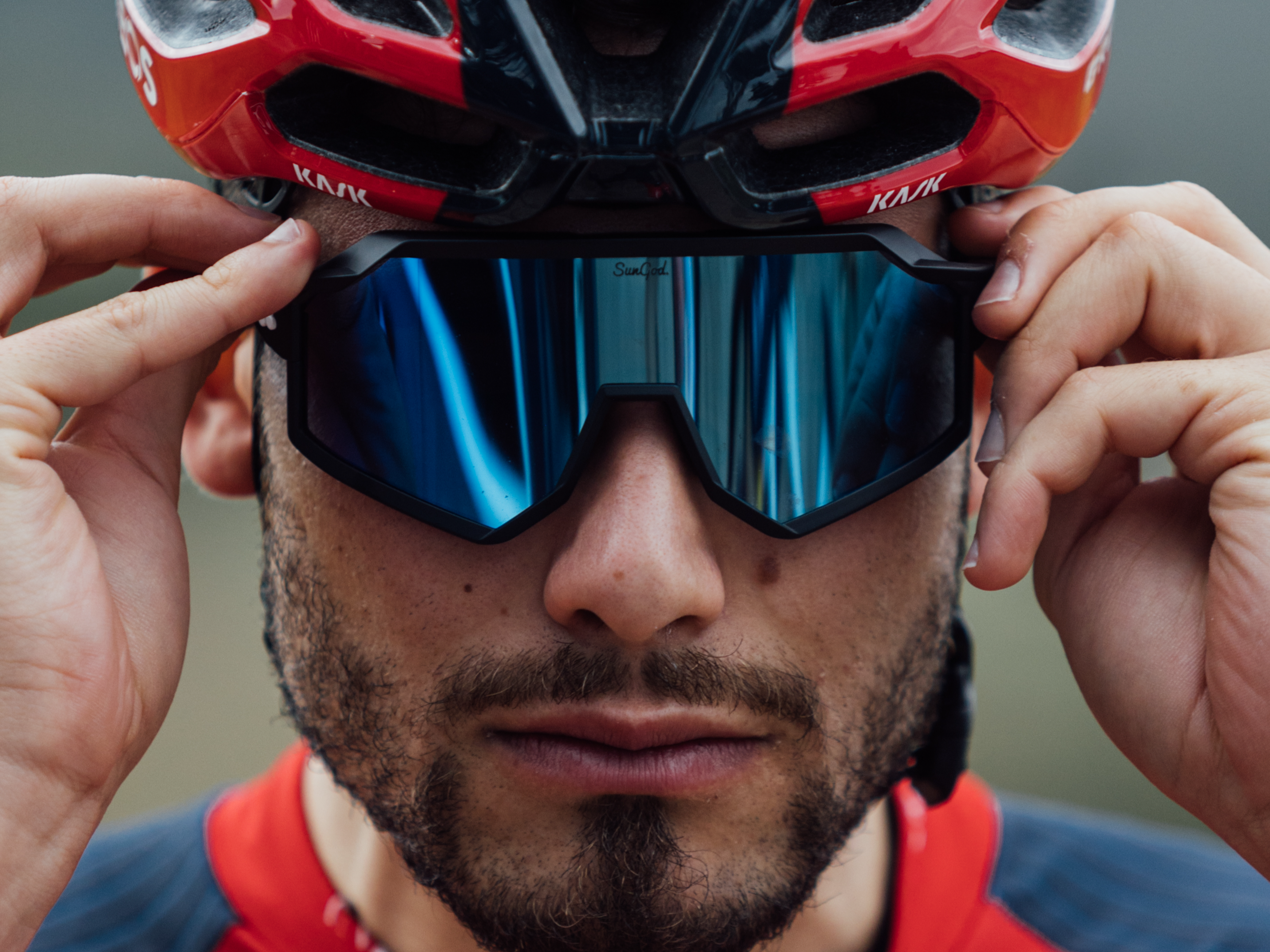 filippo-ganna-cycling-sunglasses