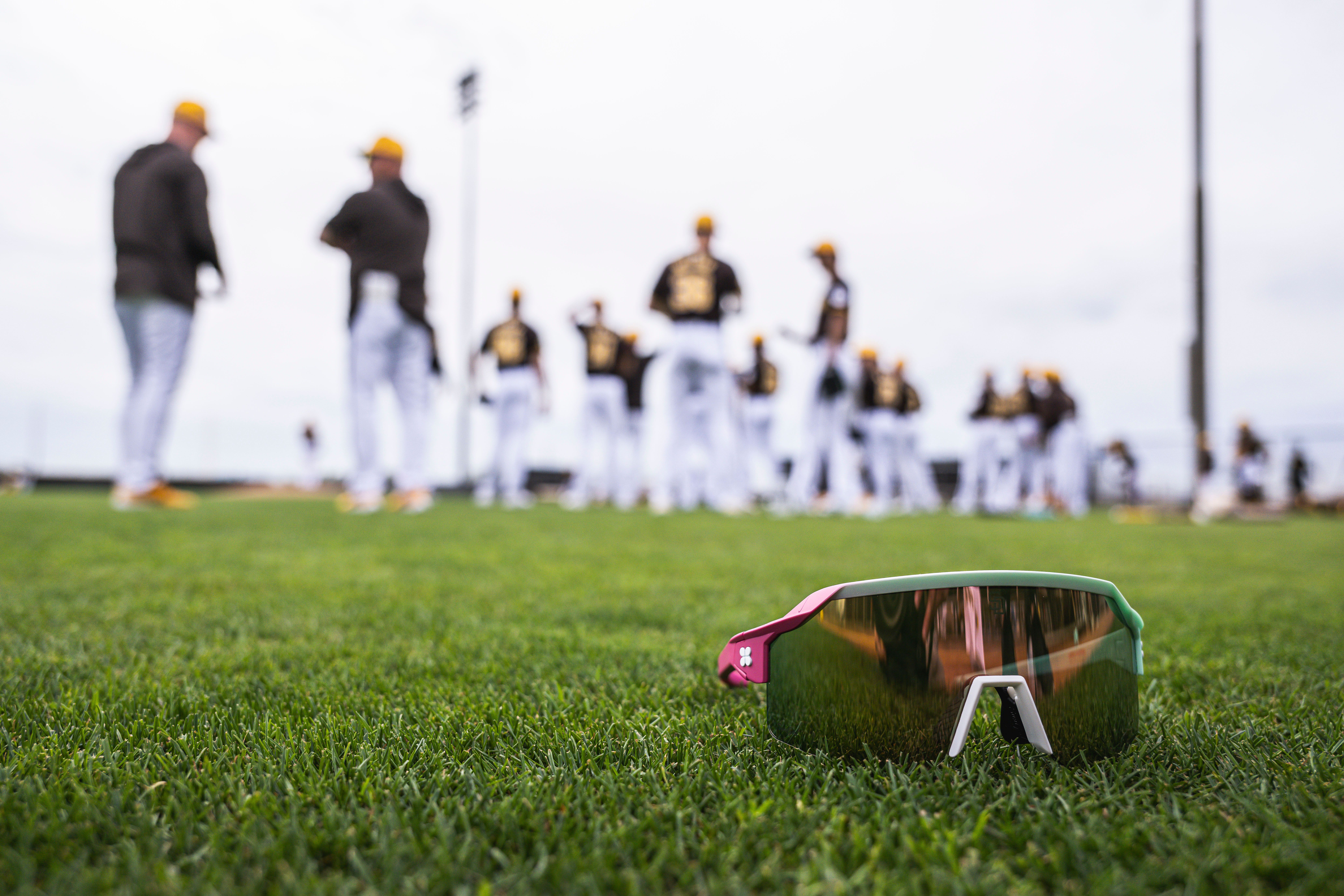 Baseball sunglasses compared to regular sunglasses A complete guide
