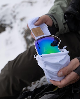 Meet Snipers⁠.⁠
⁠
Ultra-flexible frames combined with spherical lenses, for maximised vision on the mountain. Now available with 8KO® Snow Lenses.⁠
⁠
Tap to shop 👆
⁠
#seebetter