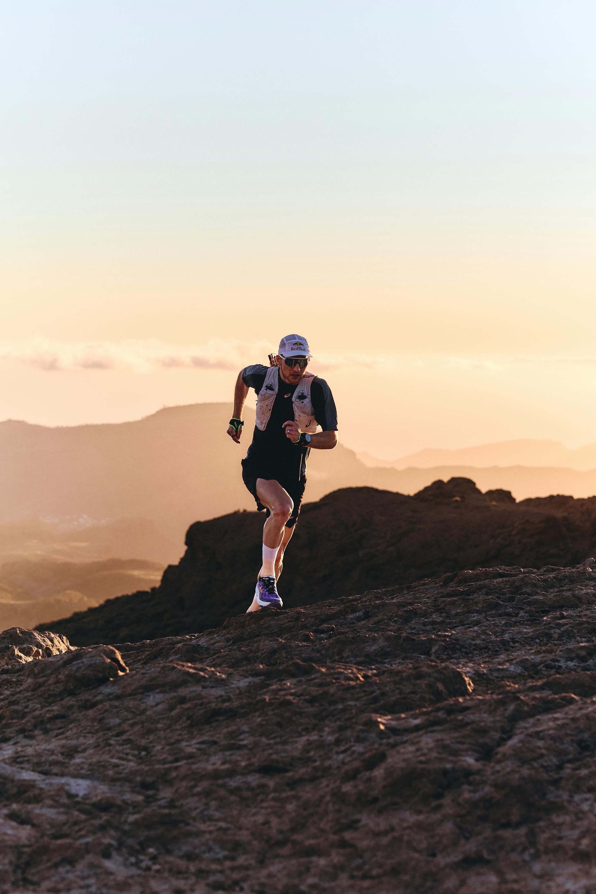 Tom Evans running in SunGods
