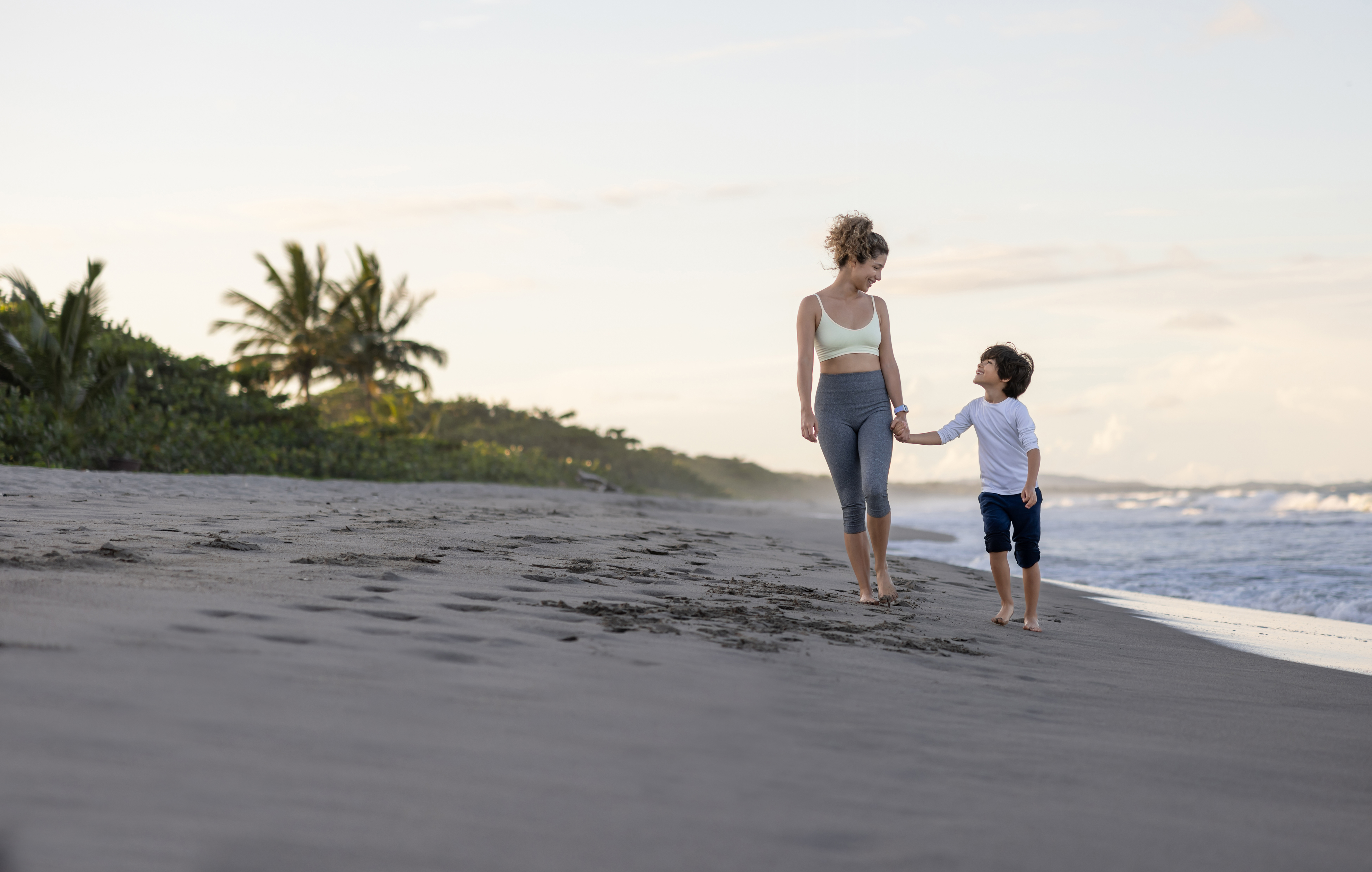 Raffi Hovsepian, MD Blog | Can a Mommy Makeover Help in Improving Posture and Core Strength? 