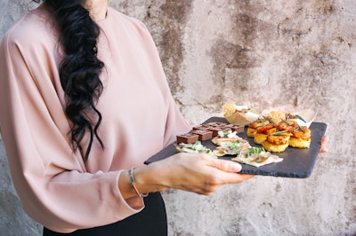 Aperitivo toscano a casa service acacia firenze