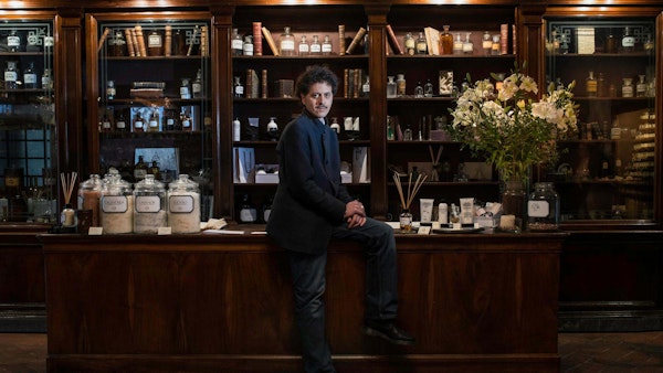 Sileno Chileni nella sua Bottega
