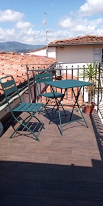 CURRY accommodation acacia firenze