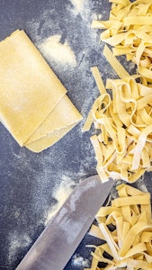 Private hands-on cooking course at home service acacia firenze
