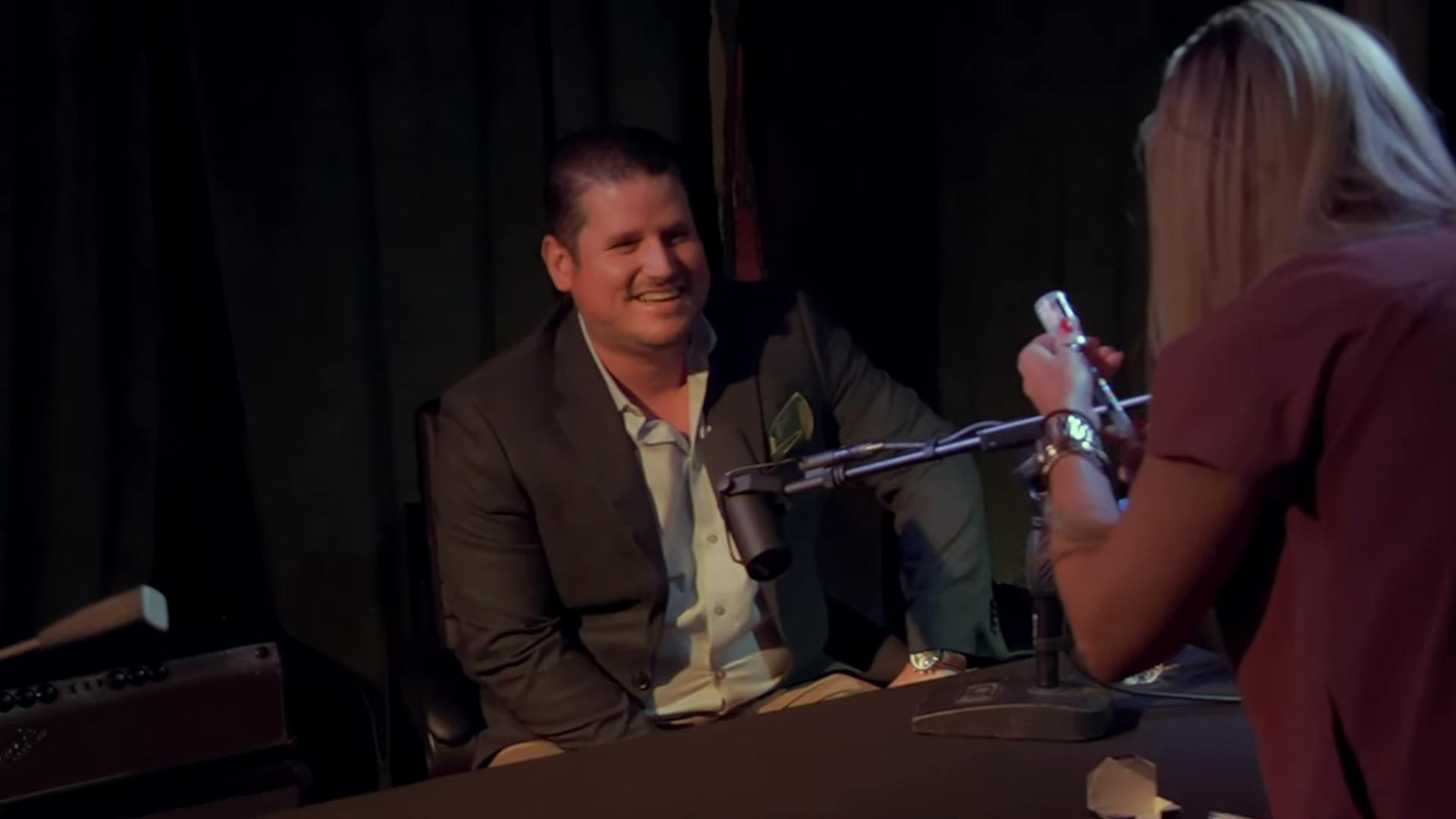 Willie D Podcast: Dr. Christian Arroyo On What Plastic Surgery Does For His Client's Self Esteem
