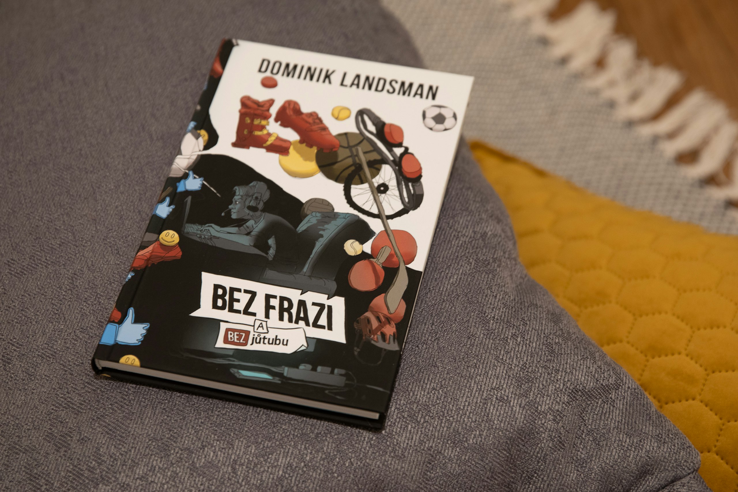 Bez frází