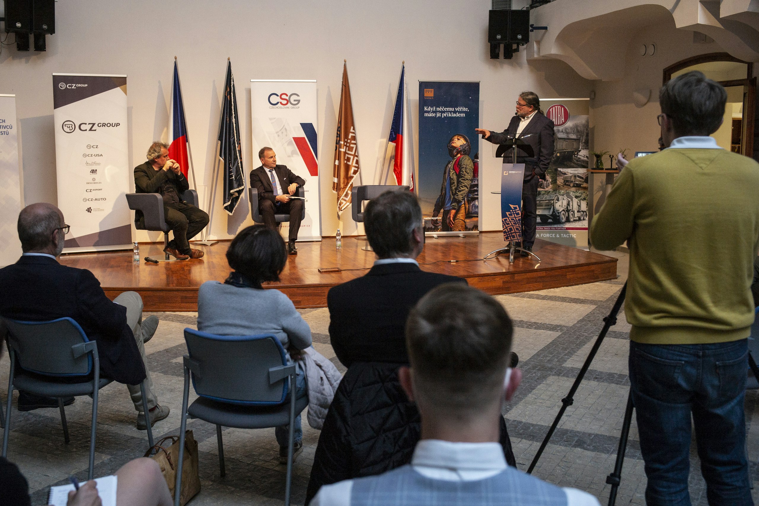 Debata s generálem Benem Hodgesem v Centru transatlantických vztahů (PCTR)