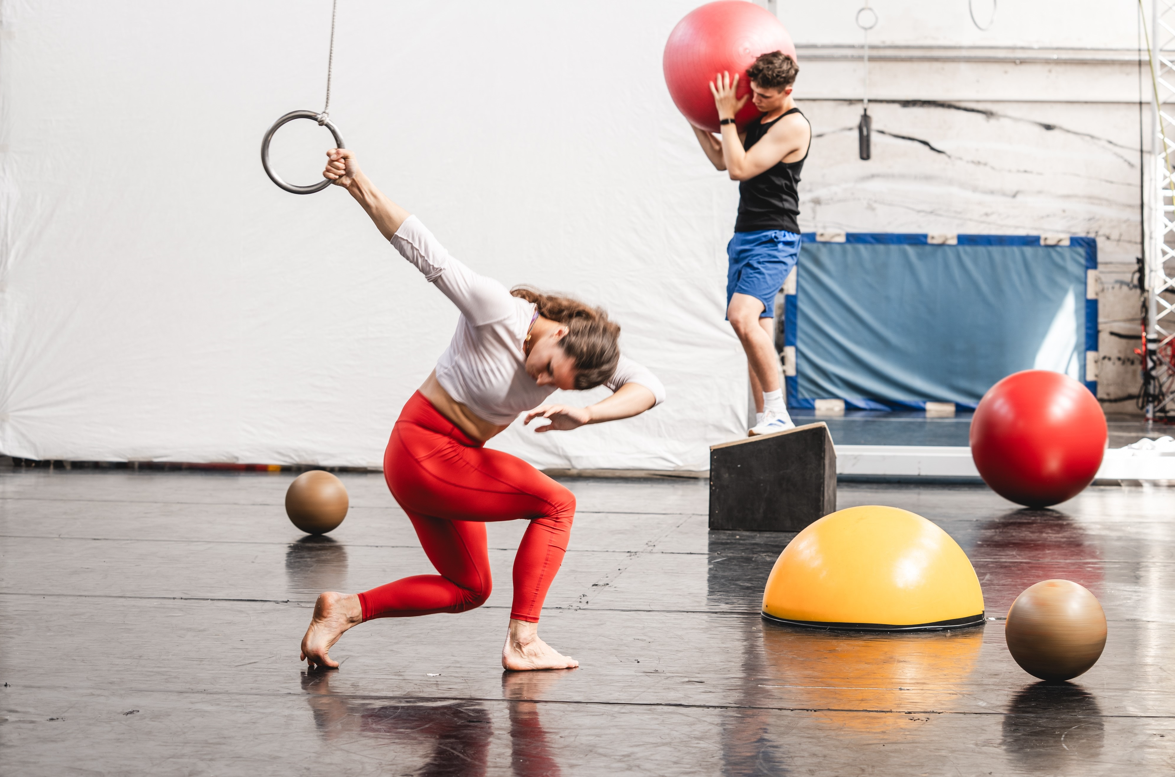 Cirk La Putyka zkouší nové představení St.art